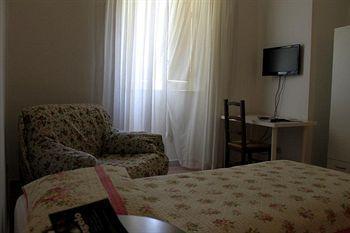 Hôtel La Culla - Suore Oblate Del Bambin Gesu à Sant'Agnello Extérieur photo